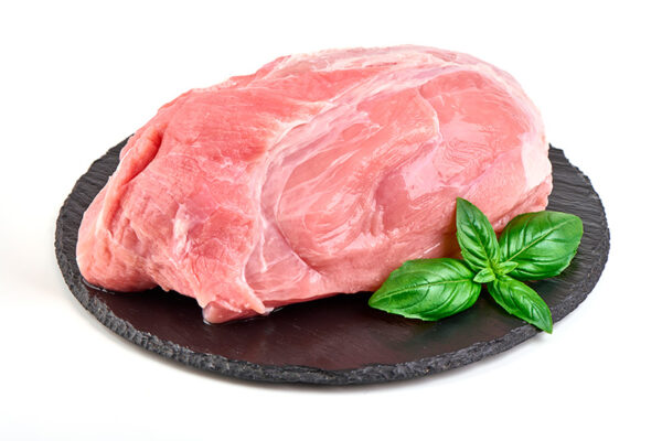 Pierna de cerdo deshuesada aproximadamente 16.70  lb ( 4 usd x libra )